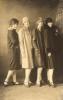 Lorentzen Ruth m Aasta Ingrid Loholt og venninne 17mai 1928.jpg